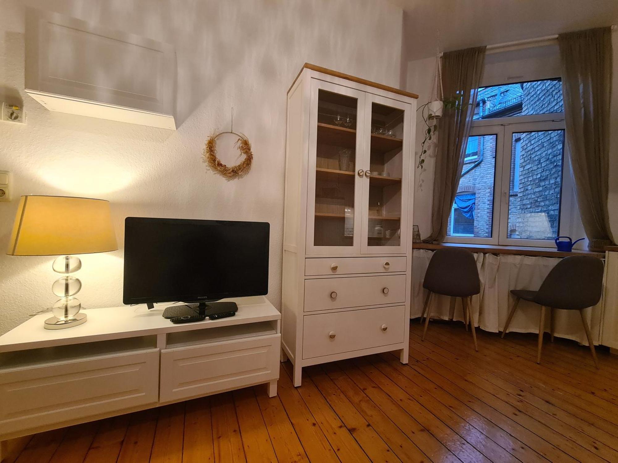 Apartment Away From Stylish Netflix Kitchen *